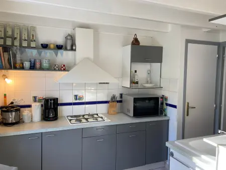 Charmante maison calme avec jardin, animaux acceptés - Photo 4