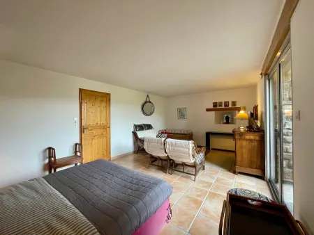 Gîte familial avec terrasse panoramique et cheminée, idéal pour randonnées près de Retournac - Photo 6
