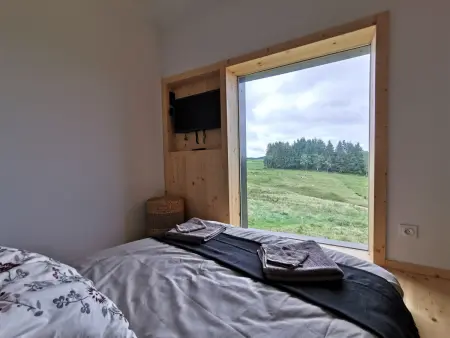 Gîte de Charme en Forêt: Nature, Confort, et Intimité Proche de Lyon et Clermont-Ferrand - Photo 2