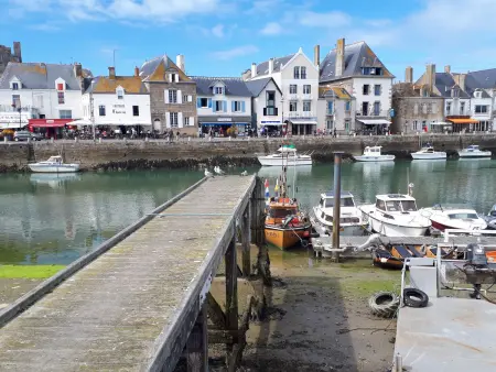 Charmant gîte au rez-de-chaussée avec cour fleurie, centre historique du Croisic, plage à 900m - Photo 17