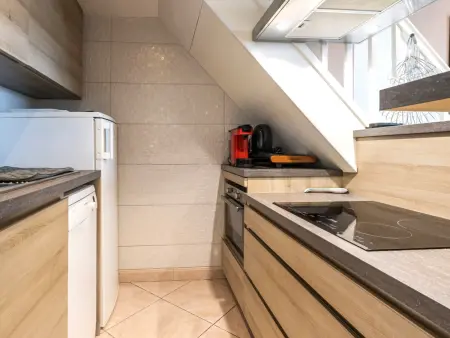 Appartement familial avec parking, balcon vue mer, proche plages - Photo 4