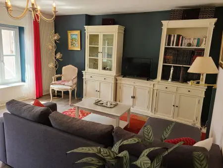 Appartement Confortable à Remiremont, Proche Centre et Commerces, Garage et Wifi Inclus - Photo 1