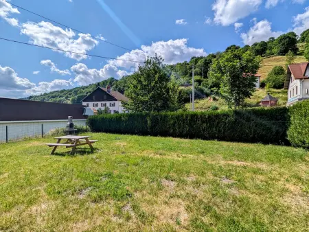 Charmant appartement 85 m² près des pistes, terrasse et parking privé, équipements complets. - Photo 1