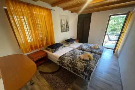 Holiday Home Stipe, Maison de vacances avec piscine privée - Photo 3