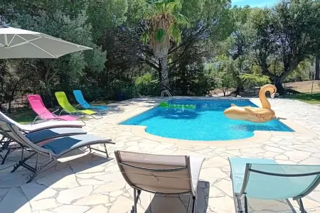 Les Merlettes, Belle maison de vacances avec jardin - Photo 1