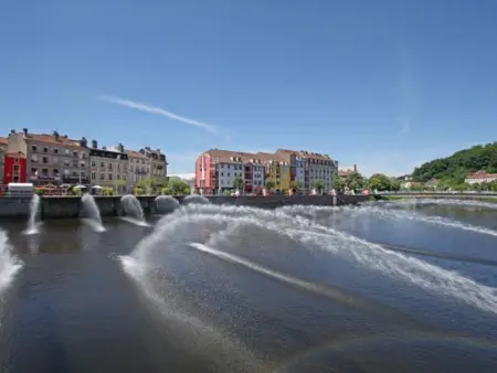 Appartement Rénové, Proche Centre-Ville Épinal, 2 Chambres, Confort, WiFi, Parking - Photo 16