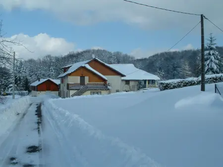 Gîte confortable en montagne avec terrasse, idéal pour rando et cure, proche de Plombières-les-Bains - Photo 3
