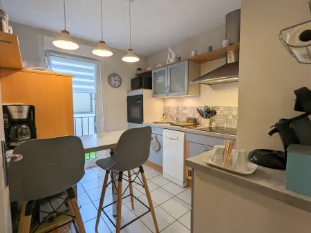 Appartement chaleureux avec garage & balcon au cœur de Gérardmer, proche lac & pistes - Photo 2