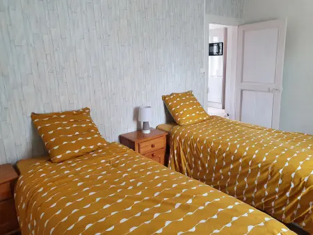 Escapade touristique: gîte avec 2 chambres, TV et cuisine équipée à Bazoches-les-Gallerandes - Photo 1