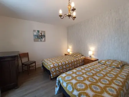 Escapade touristique: gîte avec 2 chambres, TV et cuisine équipée à Bazoches-les-Gallerandes - Photo 6