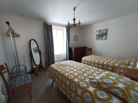 Escapade touristique: gîte avec 2 chambres, TV et cuisine équipée à Bazoches-les-Gallerandes - Photo 8