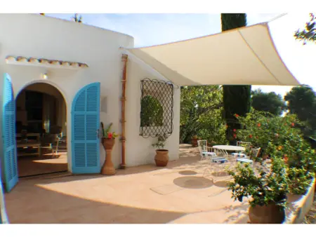 Villa de Charme Majorque avec Vue Mer et Jardin Méditerranéen - Photo 3