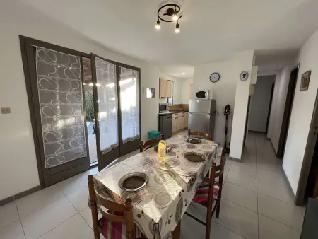 Maison avec Cour, Piscine Sécurisée, Climatisation, 3 Chambres, Proche Plage, 8 Personnes - Photo 7