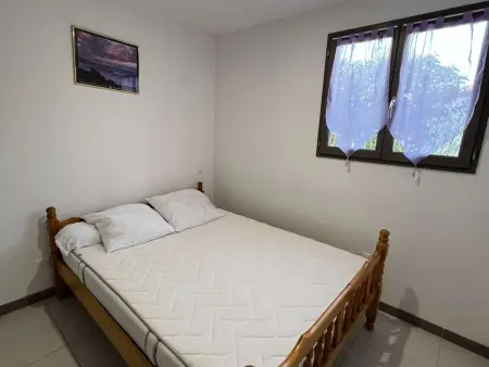 Maison avec Cour, Piscine Sécurisée, Climatisation, 3 Chambres, Proche Plage, 8 Personnes - Photo 12
