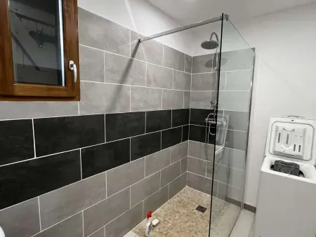 Maison avec Cour, Piscine Sécurisée, Climatisation, 3 Chambres, Proche Plage, 8 Personnes - Photo 14