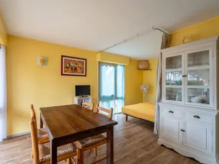 Chalet cosy pour 4 pers à Mimizan, proche plages et pistes cyclables, classé 2 étoiles - Photo 1