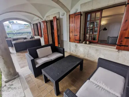 Villa de Luxe à 100m de la Plage avec Piscine, 4 Chambres, 4 Salles de Bain, Jardin et Garage - Photo 2