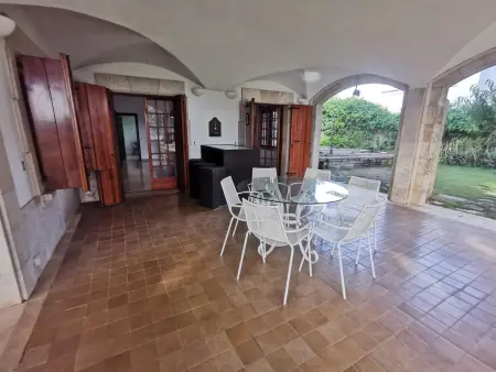 Villa de Luxe à 100m de la Plage avec Piscine, 4 Chambres, 4 Salles de Bain, Jardin et Garage - Photo 3