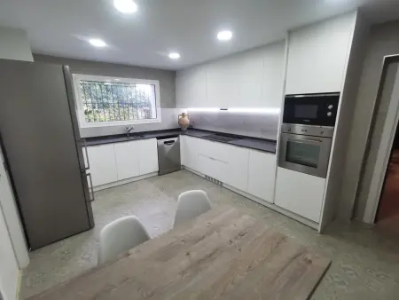 Villa de Luxe à 100m de la Plage avec Piscine, 4 Chambres, 4 Salles de Bain, Jardin et Garage - Photo 12