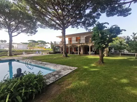 Villa de Luxe à 100m de la Plage avec Piscine, 4 Chambres, 4 Salles de Bain, Jardin et Garage - Photo 35