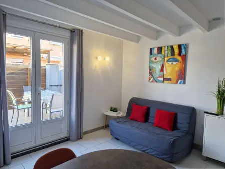Maison rénovée avec piscine, parking privé et proche plage à Marseillan - Photo 7
