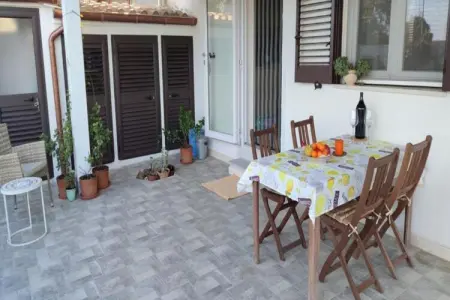 Casa basalto uliveto, Casa su Rimediu à Orosei avec un jardin - Photo 11