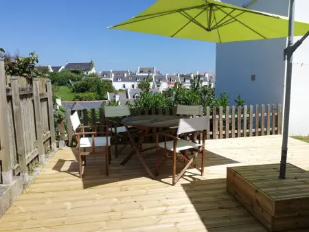 Maison mitoyenne au centre de Sauzon avec jardin, à 200 m du port - Photo 11