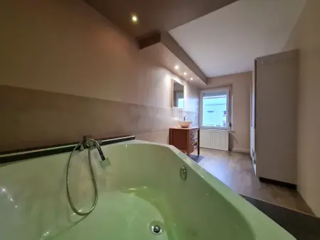 Appartement moderne et lumineux, proche de Saint-Dié-des-Vosges - 5 pers., WiFi, parking, terrasse - Photo 17