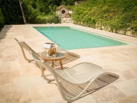 Gite La Folie, Gîte confortable avec terrasse et piscine - Photo 3