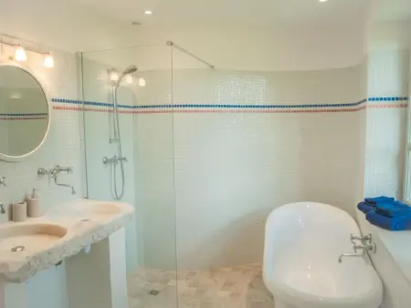 Gite La Folie, Gîte confortable avec terrasse et piscine - Photo 7