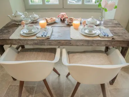 Gite La Folie, Gîte confortable avec terrasse et piscine - Photo 8
