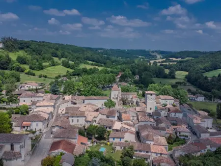 Gite La Folie, Gîte confortable avec terrasse et piscine - Photo 40