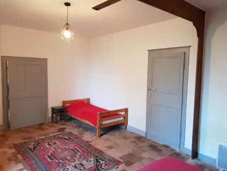 Gîte cosy et indépendant avec terrasse, jardin clos, internet 4G, tout compris - Bengy-sur-Craon - Photo 6