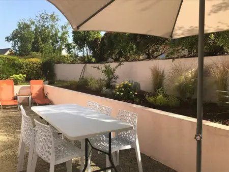 Maison de charme avec jardin, terrasse et WIFI à 600m de la mer - Trégastel - Photo 5