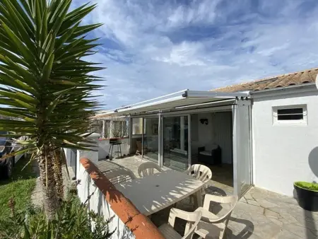 Maison calme 2 chambres, proche plage, wifi, parking - Photo 3