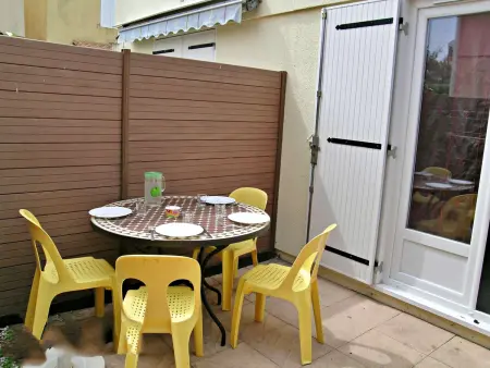 Charmante Maisonnette avec Piscine près de la Plage, Parking, et Animaux Acceptés - Photo 1