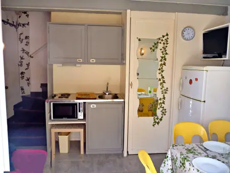 Charmante Maisonnette avec Piscine près de la Plage, Parking, et Animaux Acceptés - Photo 2