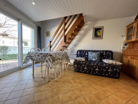 Maison familiale proche plage à Saint-Denis d'Oléron, jardin clos - Photo 3