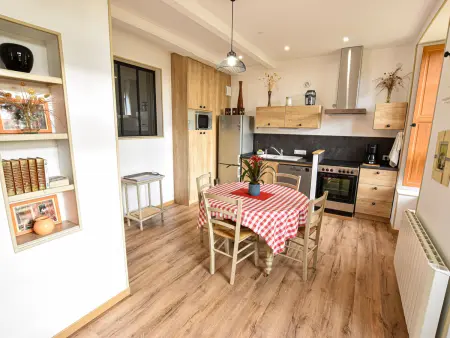 Gîte restauré 6 pers. au bord de la rivière, proche centre, parking et wifi - Photo 4