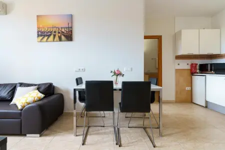 La Cala Boulevard Apartment 1 - CT 138, Retraite romantique en appartement côtier - Photo 9