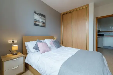 La Cala Boulevard Apartment 1 - CT 138, Retraite romantique en appartement côtier - Photo 14