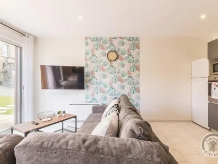 Maison familiale à Pontorson avec piscine couverte - Photo 8