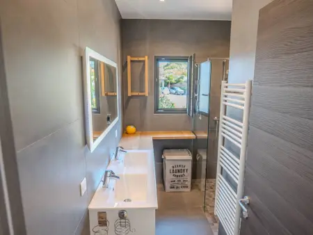 Villa de luxe avec piscine chauffée et vue mer, confort et élégance à Propriano - Photo 18