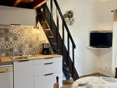 Maison au Calme avec Terrasse et Parking Privé, à 900m de la Plage - Le Barcarès - Photo 2