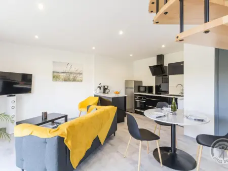 Maison moderne avec spa et jardin près de la plage - Photo 4