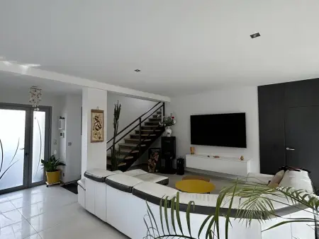 Villa Contemporaine avec Piscine Privée et Climatisation à 15min Plages - Photo 4