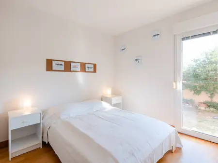 Villa spacieuse à Gruissan, 4 chambres, jardin privé, clim, proche plage, idéal familles/amis - Photo 9