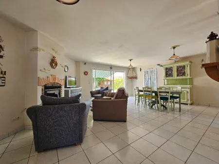 Villa 6 pers avec terrasse, à 900m centre L'Aiguillon - Photo 1