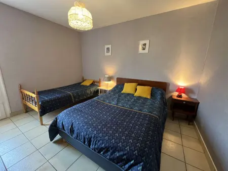 T4 Centre-Ville, 8 Pers, Terrasse, Parking, à 200m Plage/Commerces - Photo 8