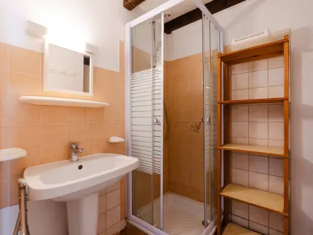 Maison chaleureuse à Gruissan, proche plage, 6 pers, parking privé, animaux acceptés - Photo 16